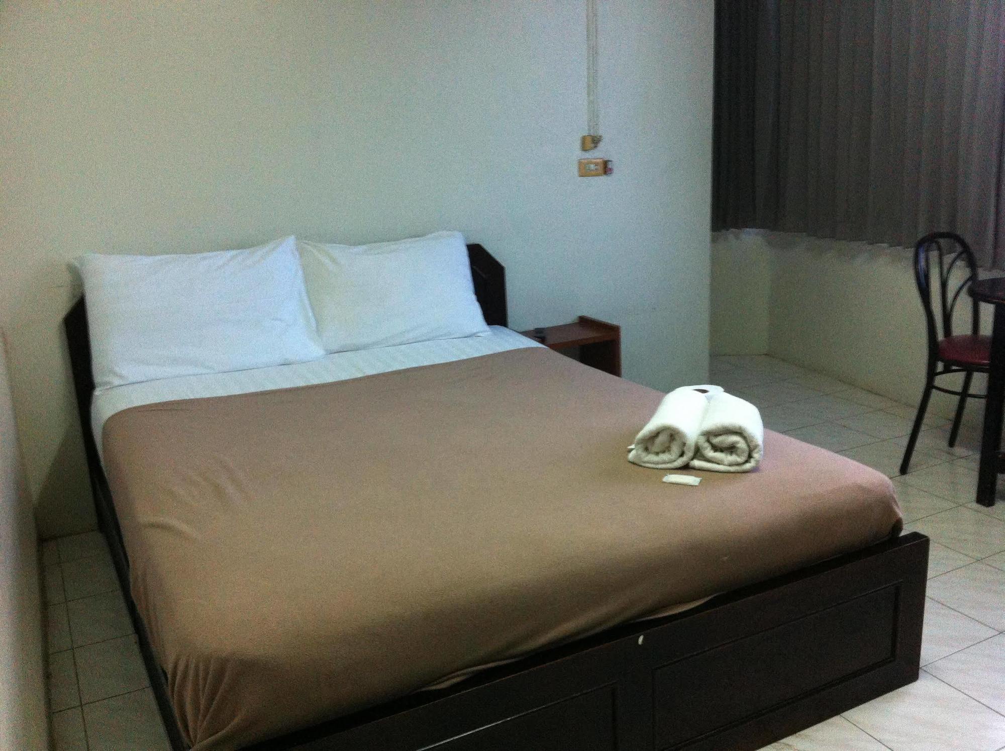 Diamond Mansion & Guesthouse Surat Thani Eksteriør bilde